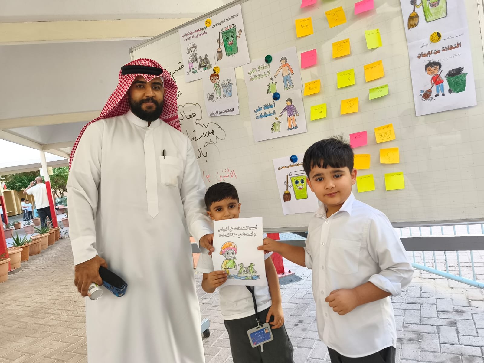 مدرستنا تتزين بالنظافة — شاهد ثانٍ من نفس اليوم — أ. محمد النجار